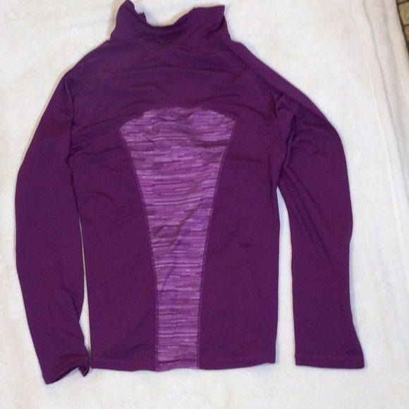 ⭐️ Everlast Sport Athletic Long-sleeve Workout  Top - Picture 2 of 11